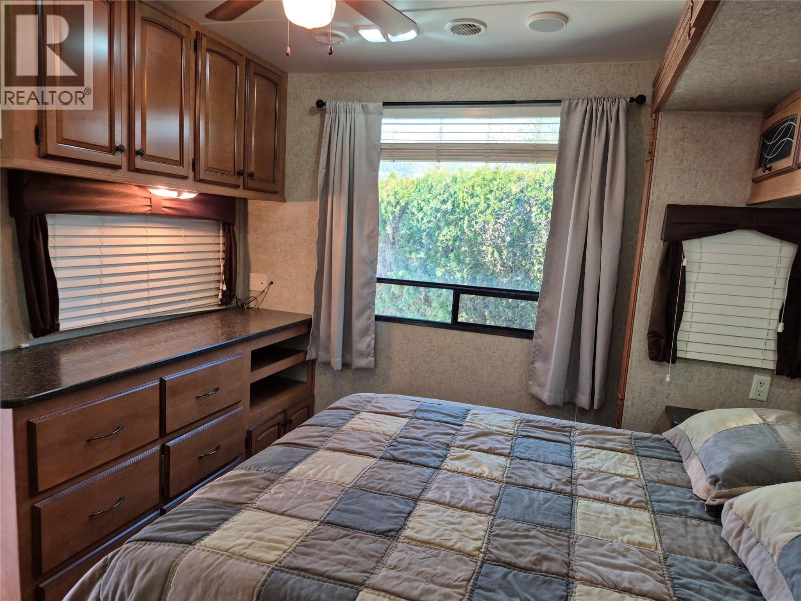 #278 415 Commonwealth Road - 12
