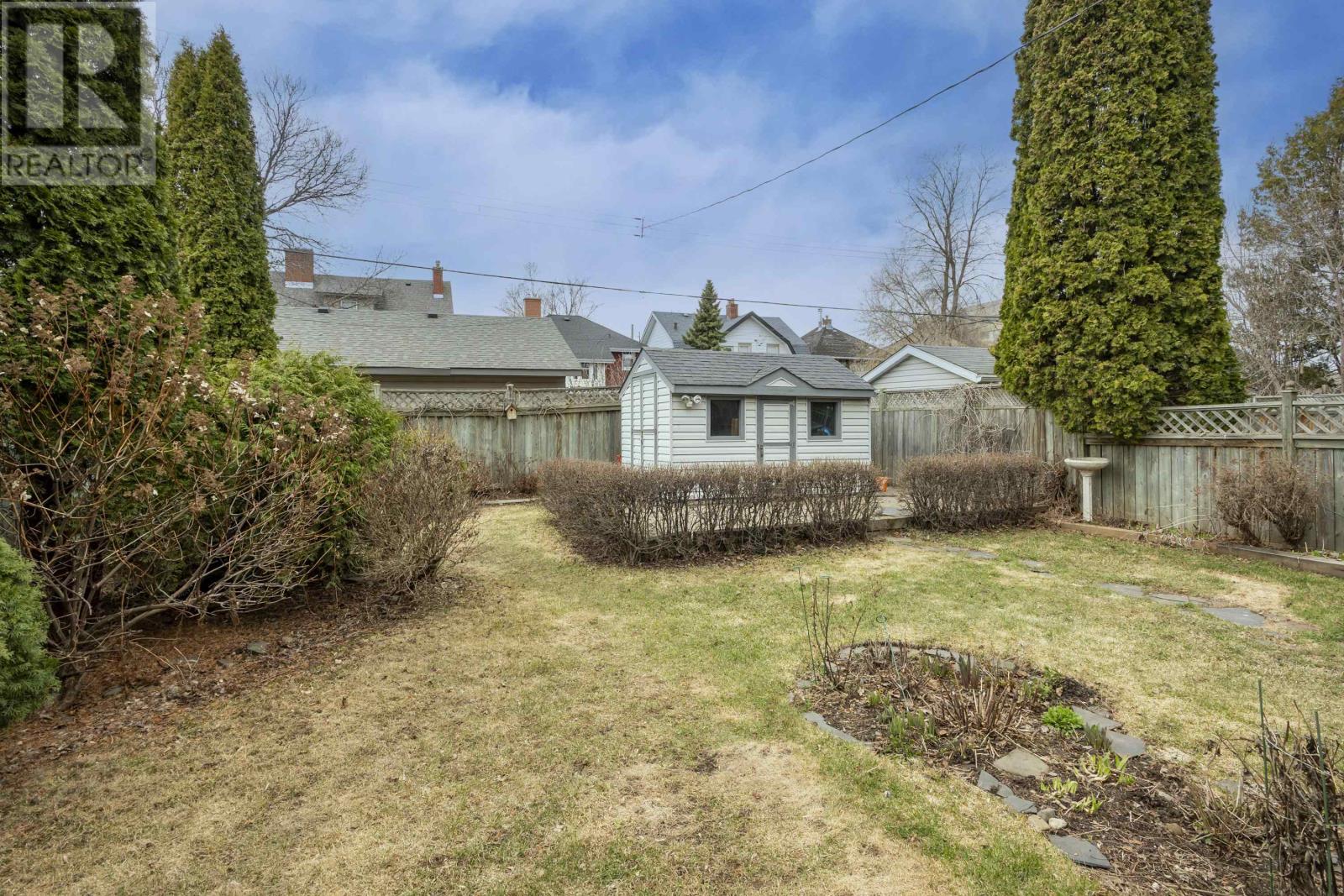327 Catherine ST, Thunder Bay, Ontario, P7E1K7 — Photo 32