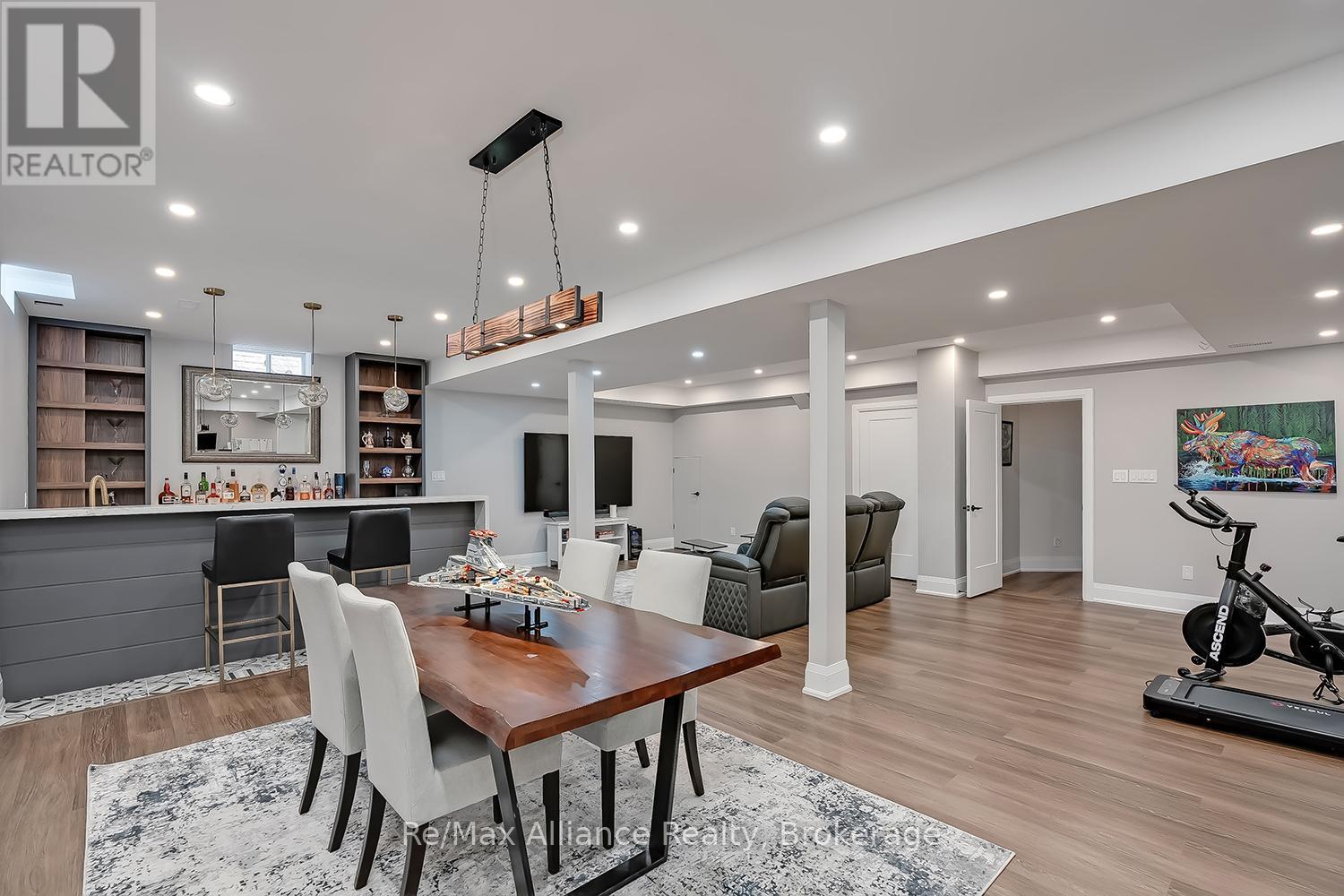 2182 GALLOWAY DRIVE - 40