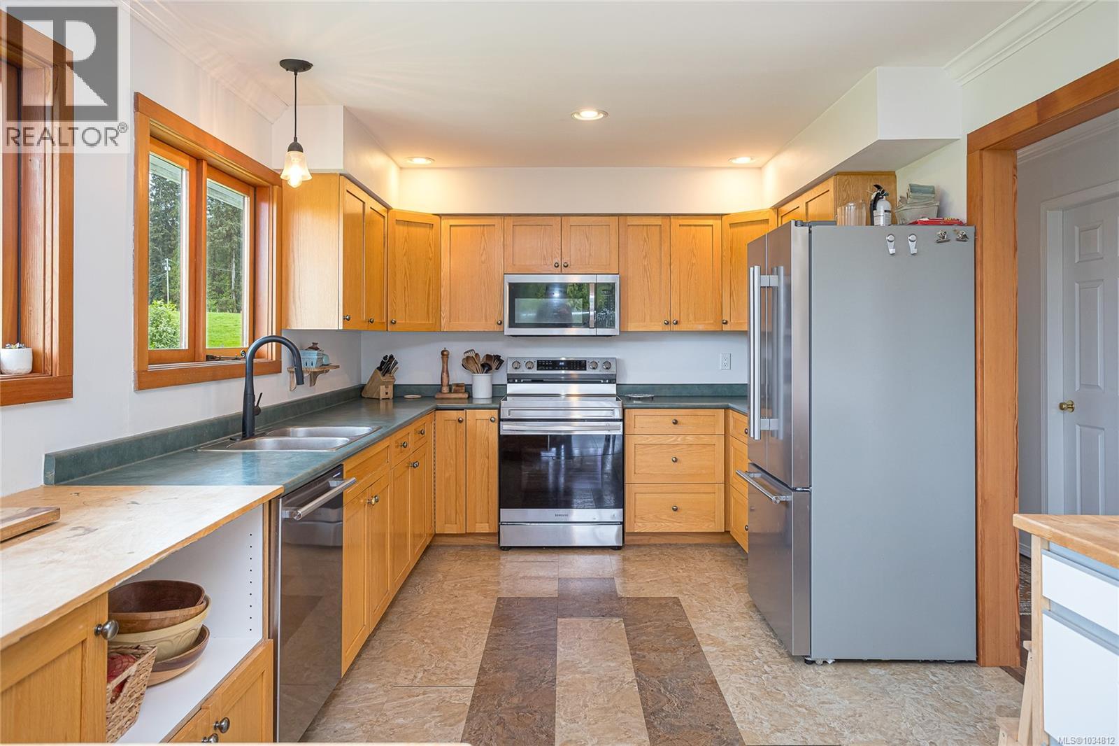 1160 Fisher Rd - 16