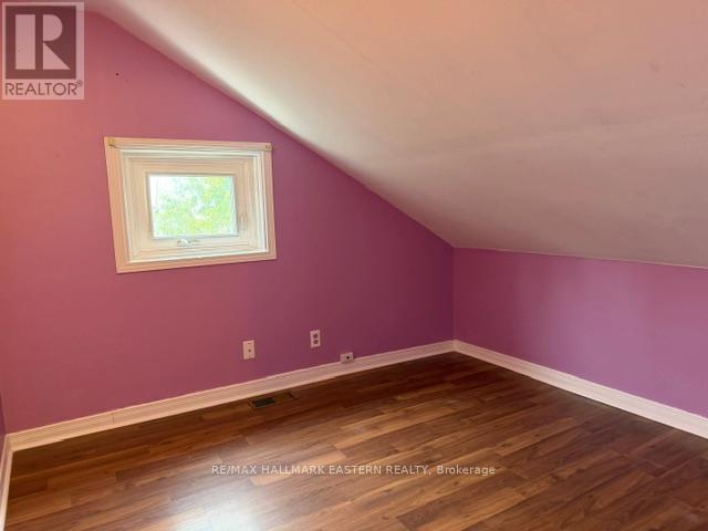 5 GEORGE STREET E - 13