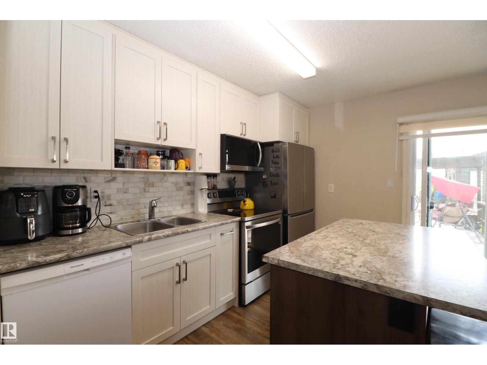 4123 136 AV NW - 4