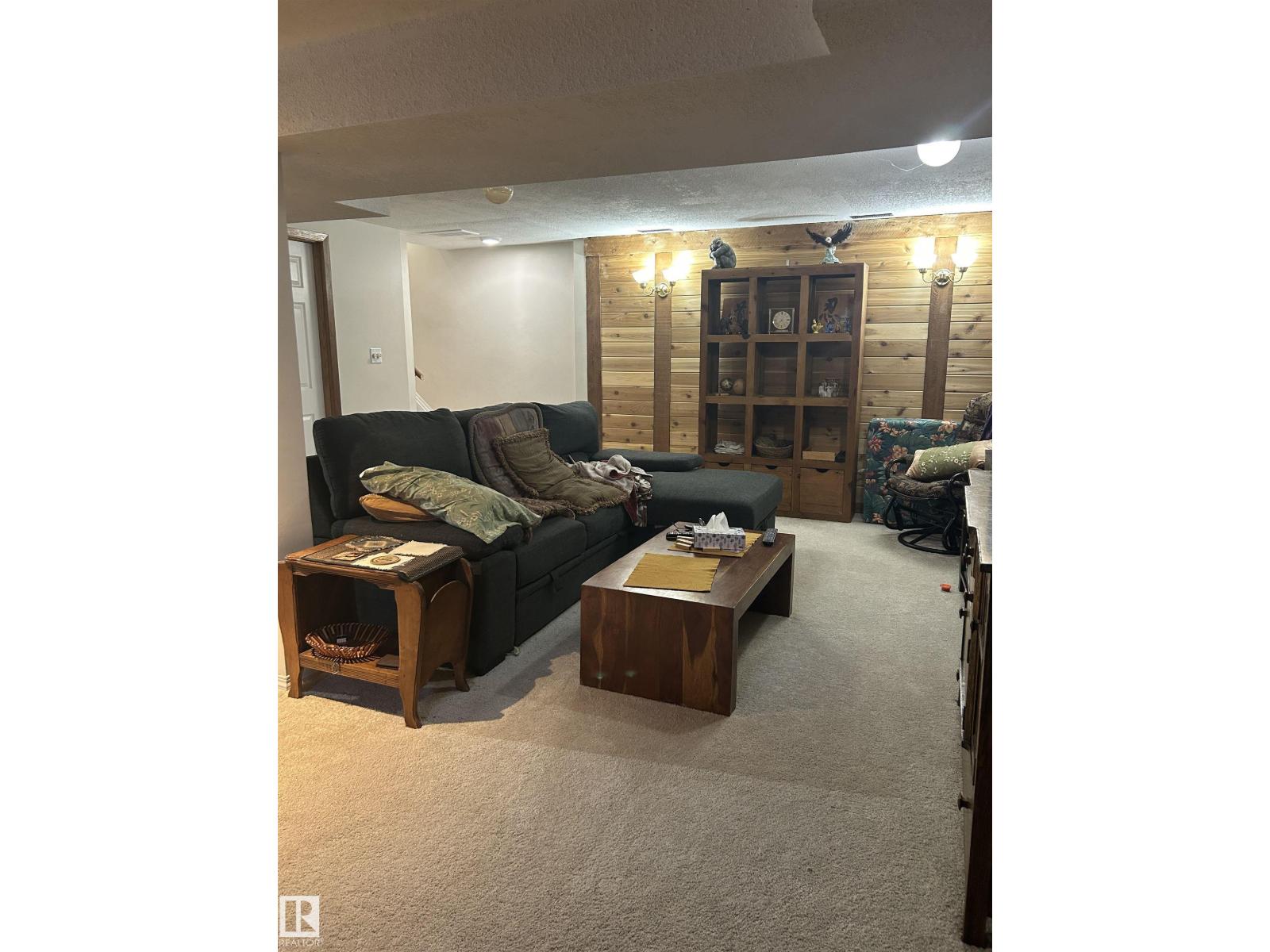 4123 136 AV NW - 21