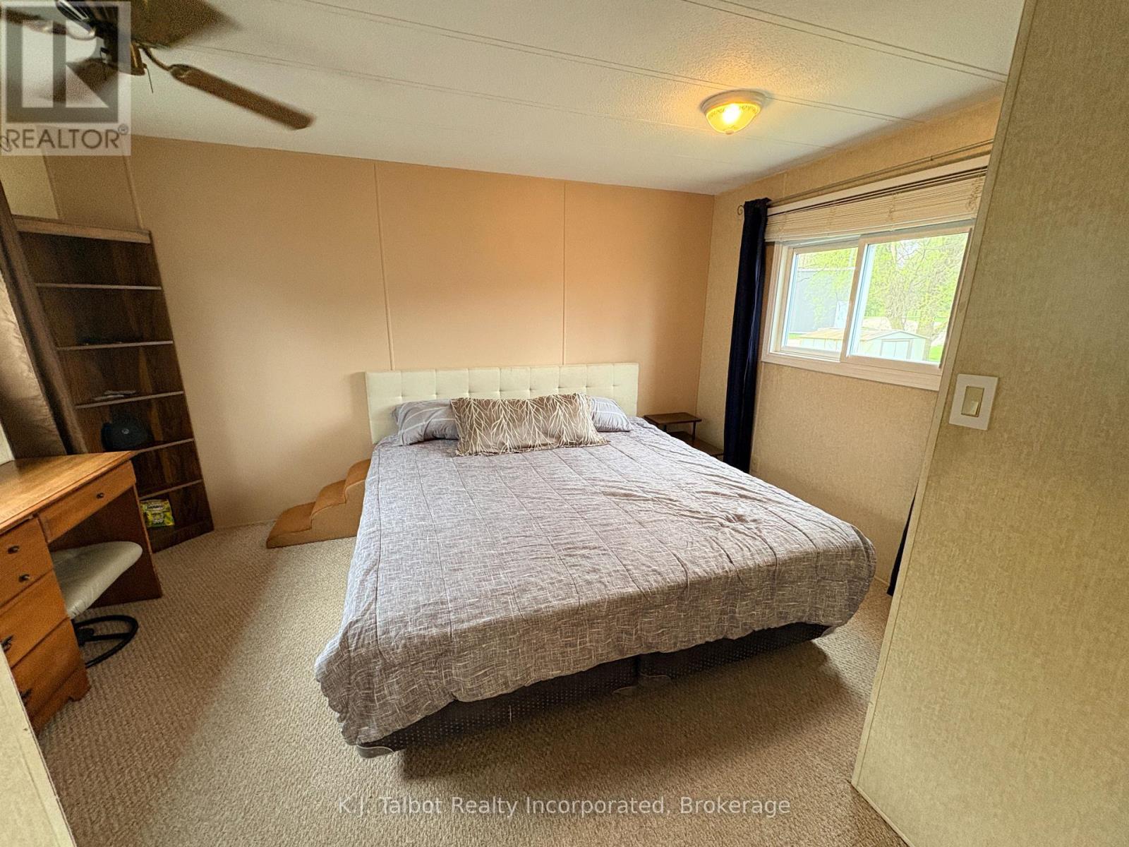 4 POPLAR LANE - 8