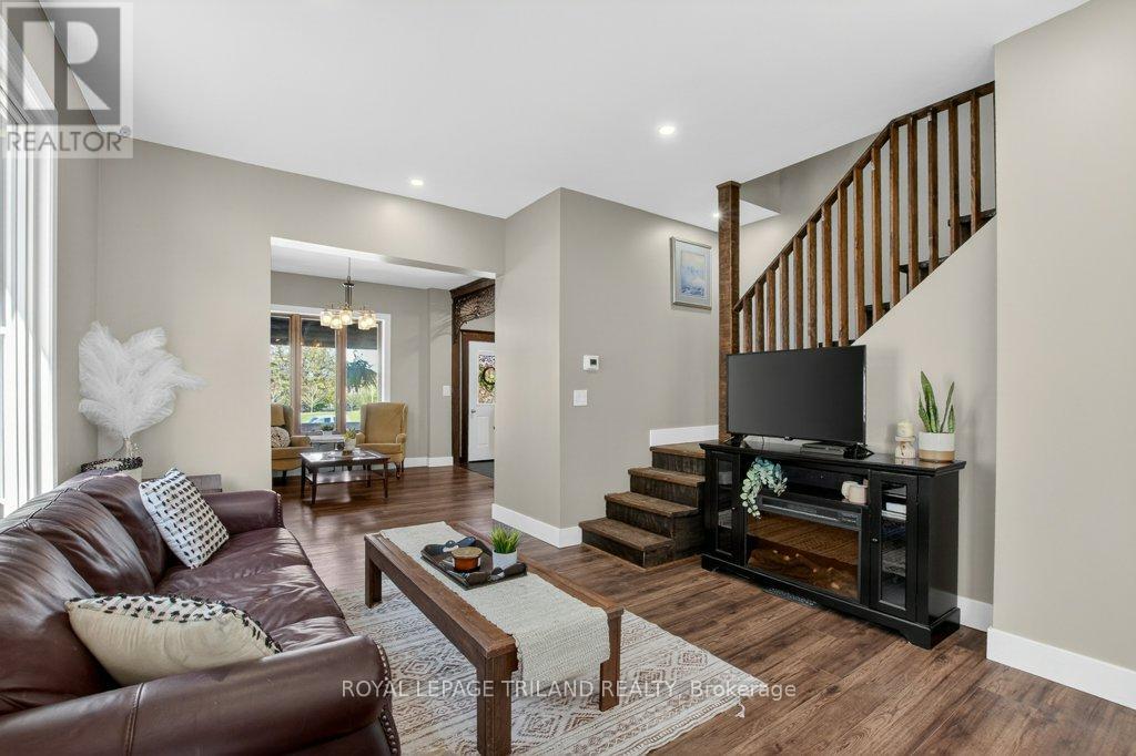 73.5 HUGHES STREET - 15