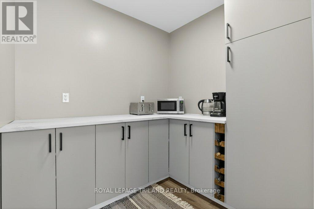 73.5 HUGHES STREET - 21