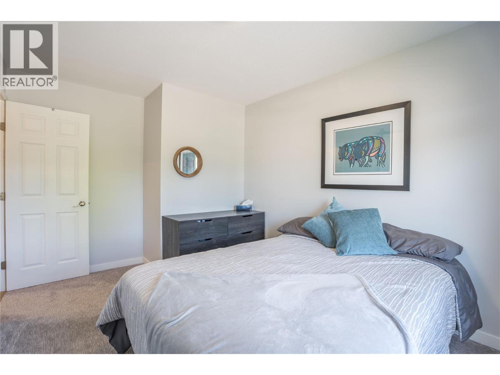 6106 ORR Place, Summerland