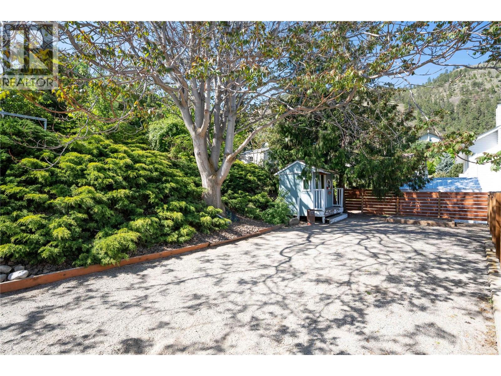 6106 ORR Place, Summerland