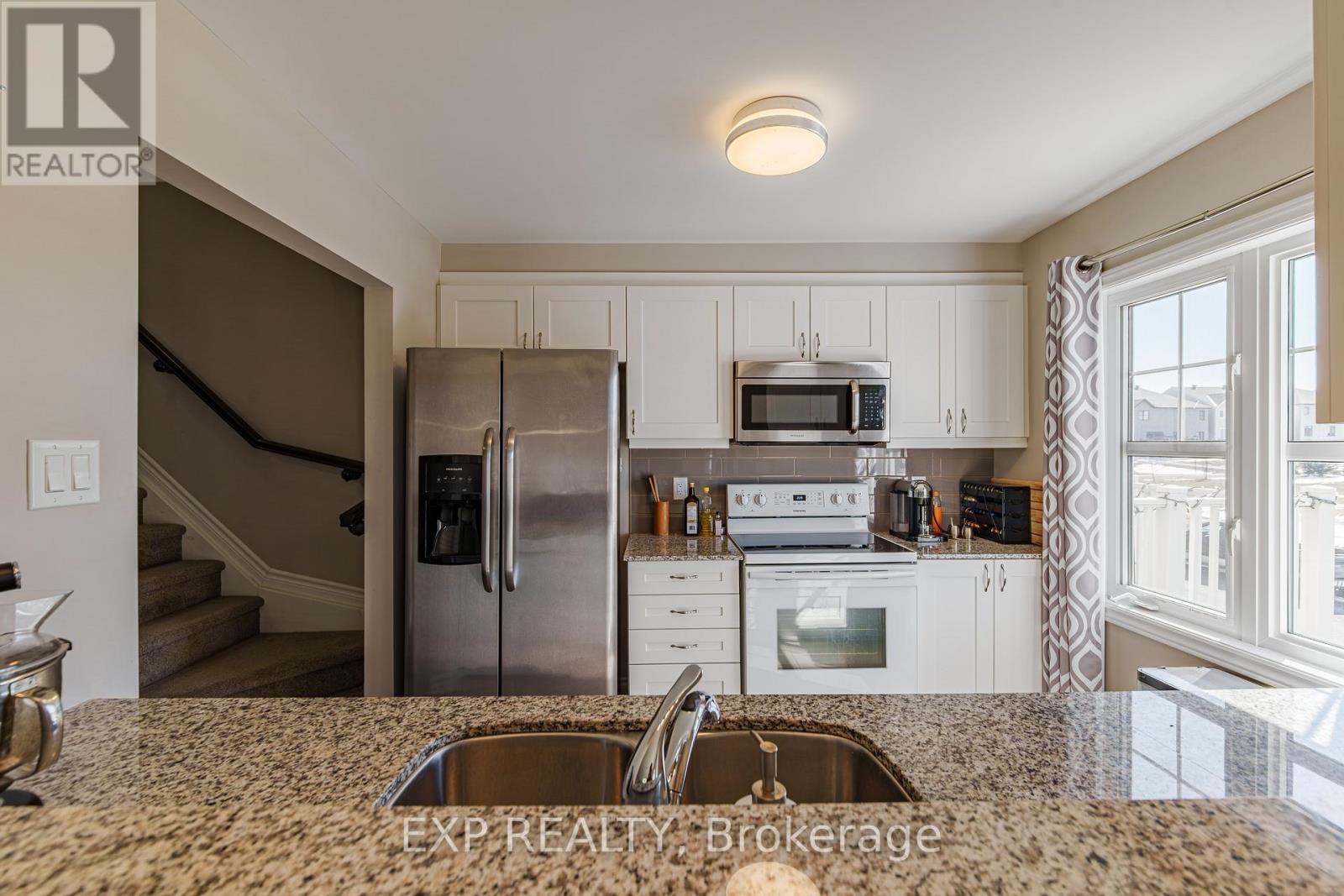 523 ENSATINA CRESCENT - 17