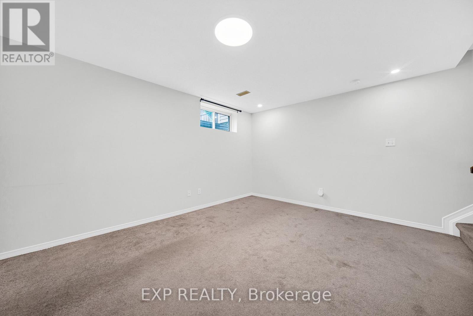 436 CLARIDGE DRIVE - 23
