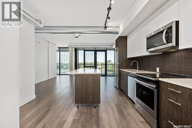 #1104 490 2nd AVENUE S - 16