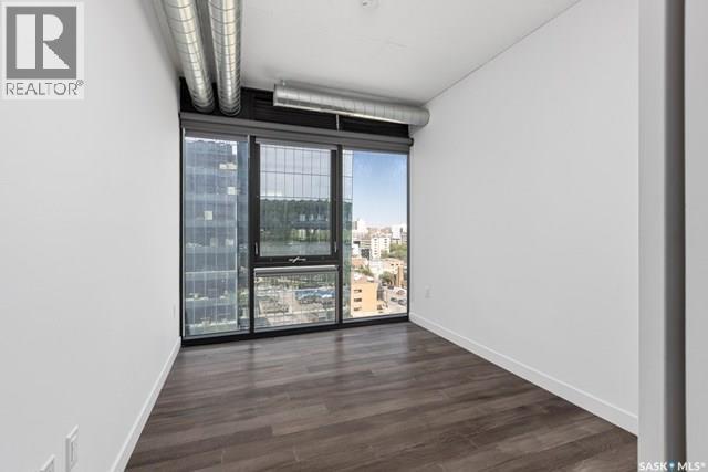 #1104 490 2nd AVENUE S - 26