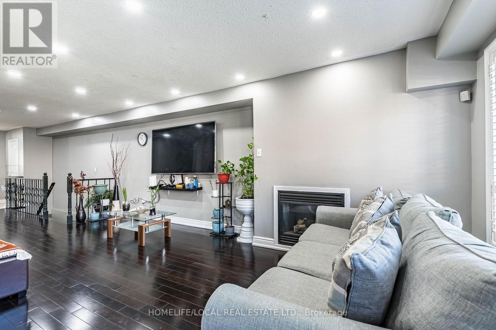 ## 36 770 OTHELLO COURT - 13