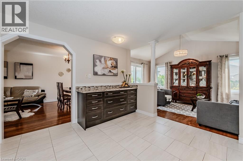 132 DAIMLER Drive - 13