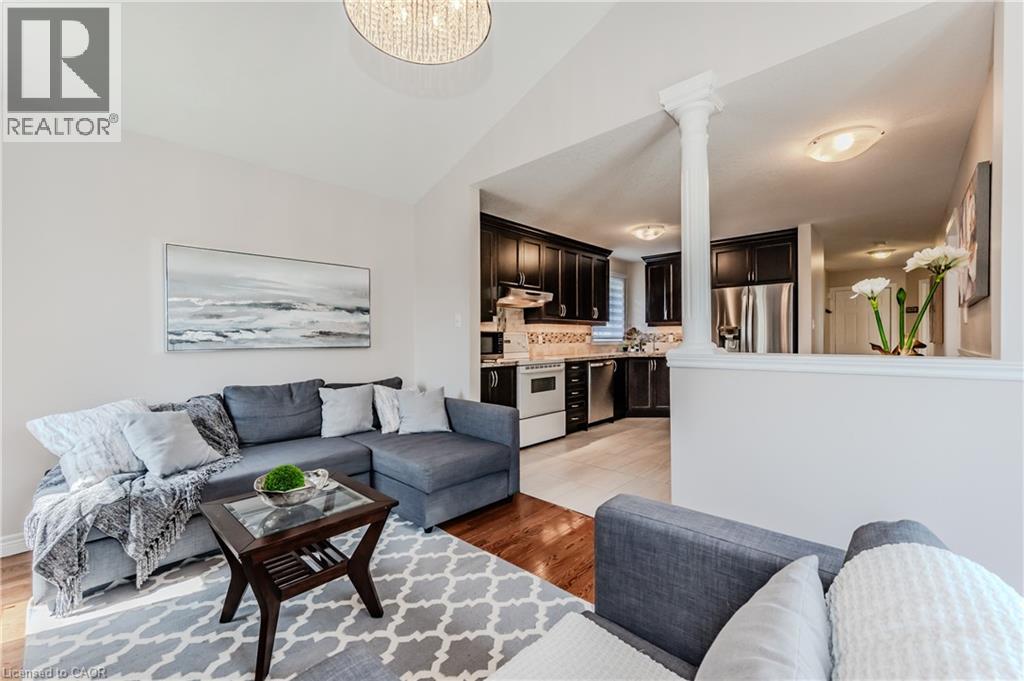 132 DAIMLER Drive, Kitchener, Ontario, N2A4C2 — Photo 16