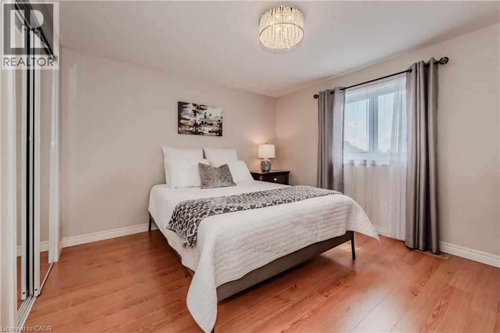 132 DAIMLER Drive, Kitchener, Ontario, N2A4C2 — Photo 18