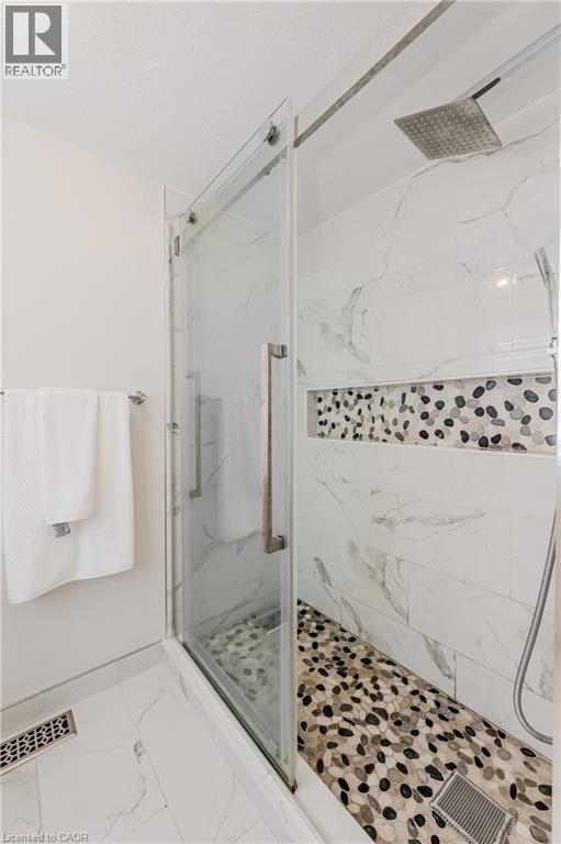 132 DAIMLER Drive, Kitchener, Ontario, N2A4C2 — Photo 24