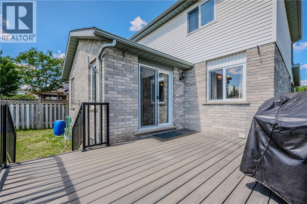 132 DAIMLER Drive - 38
