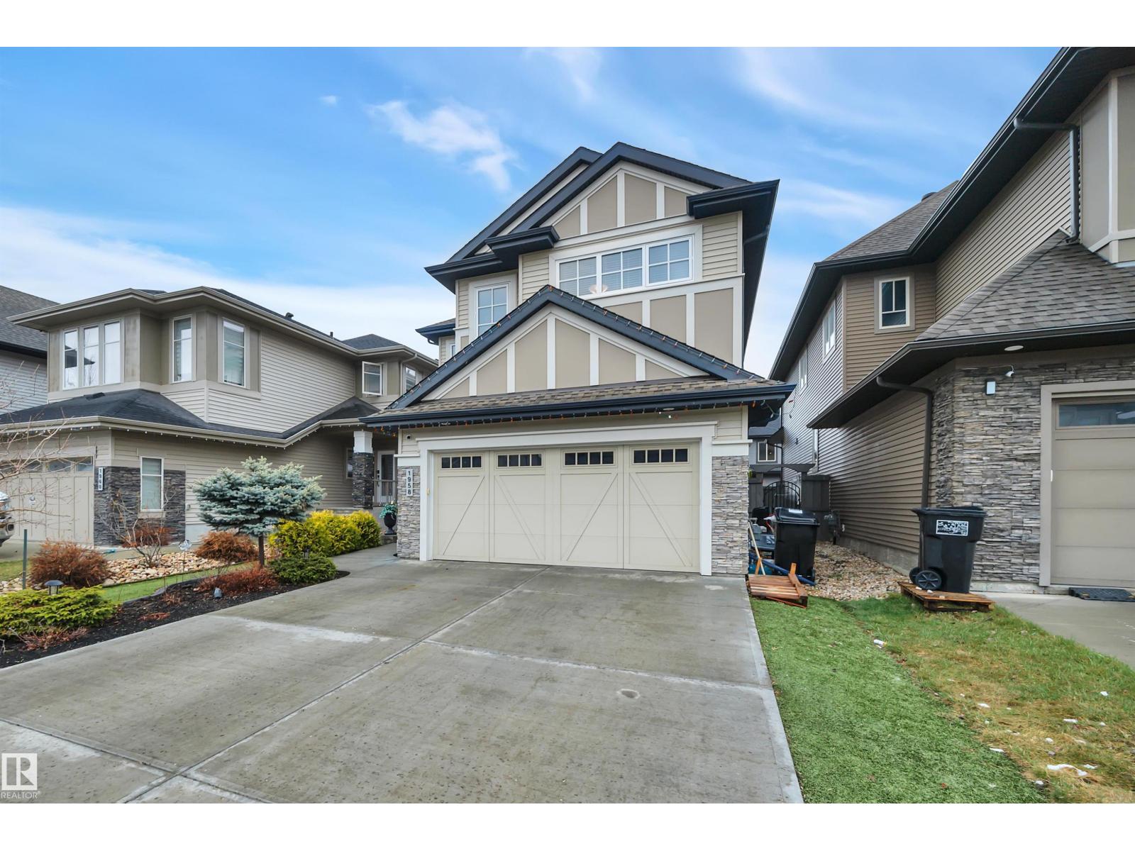 1958 AINSLIE LINK SW, Edmonton