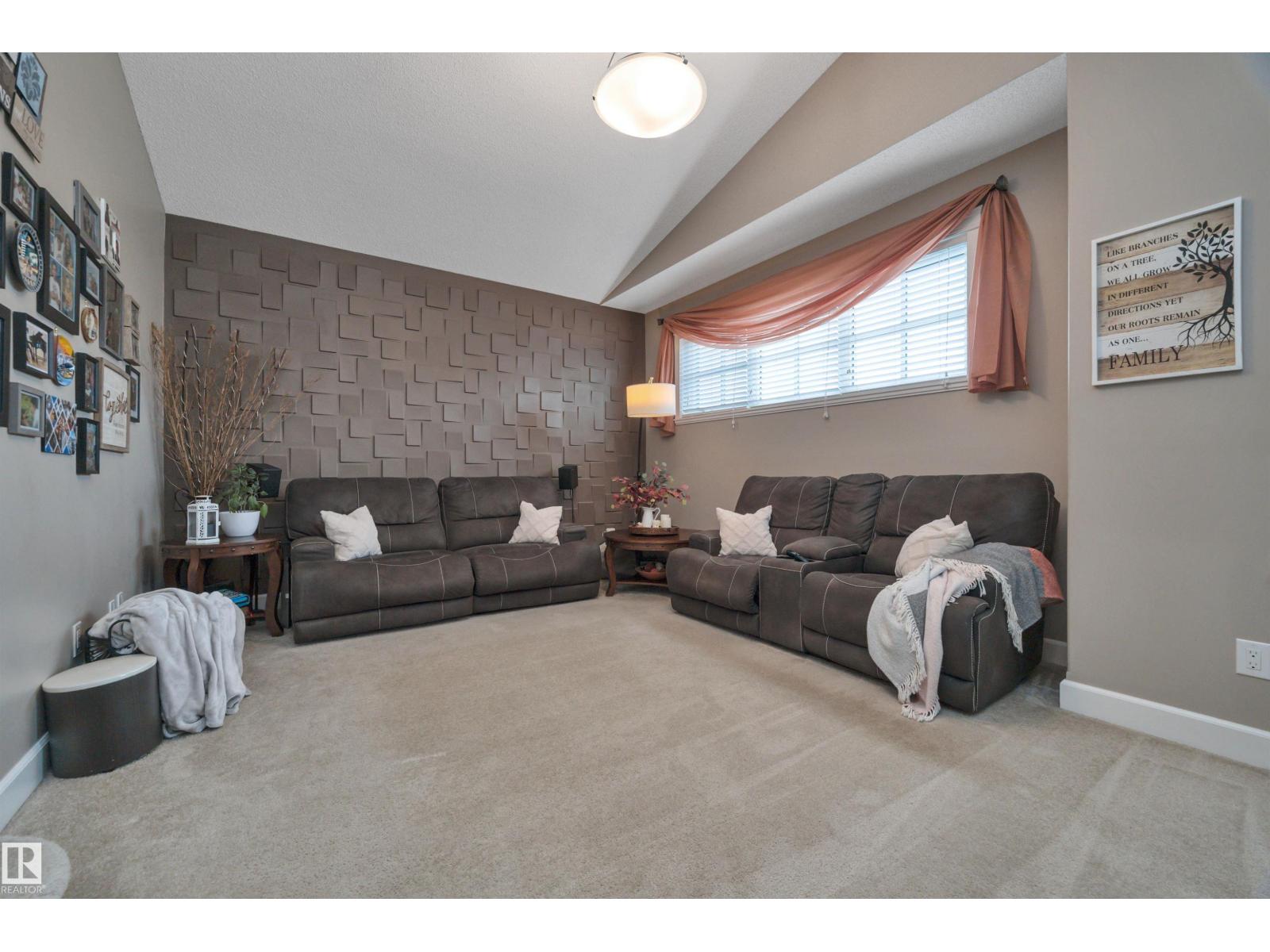 1958 AINSLIE LINK SW, Edmonton
