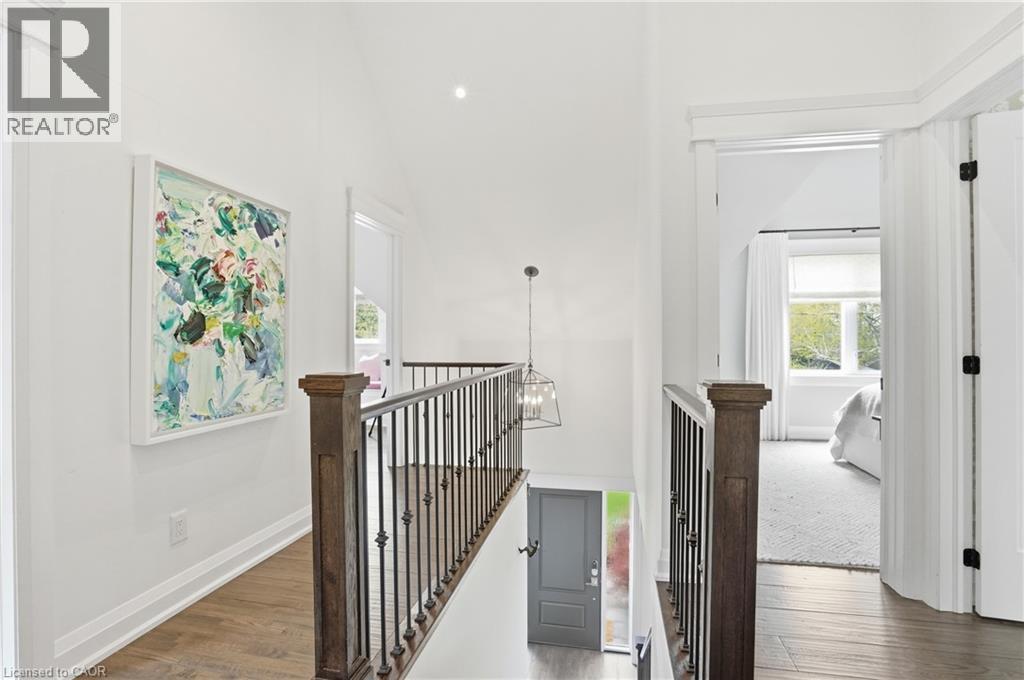 735 GEORGE Street - 9
