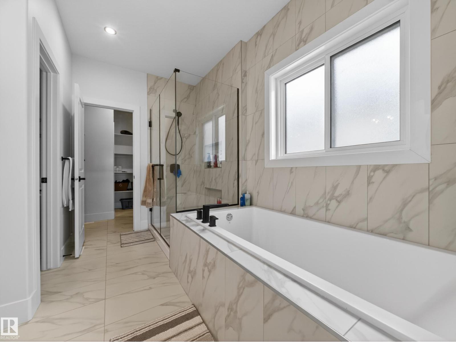 75 WILLOW LI, Fort Saskatchewan