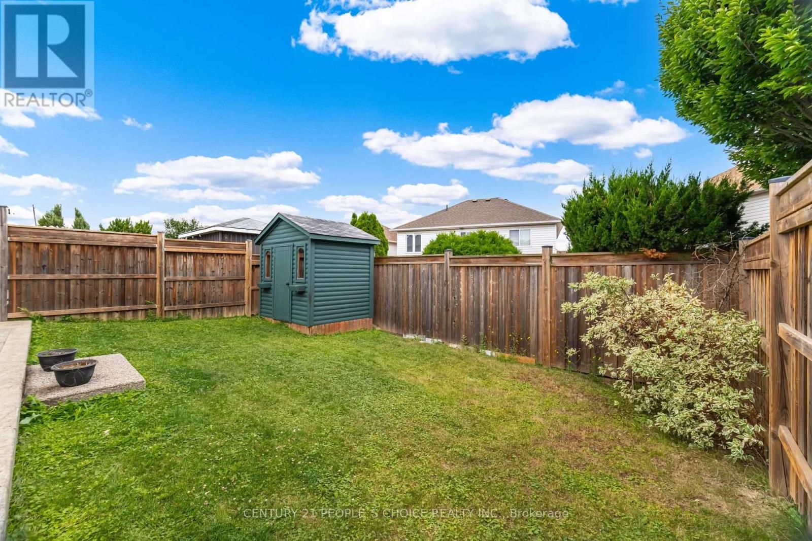55 VINEBERG DRIVE - 36