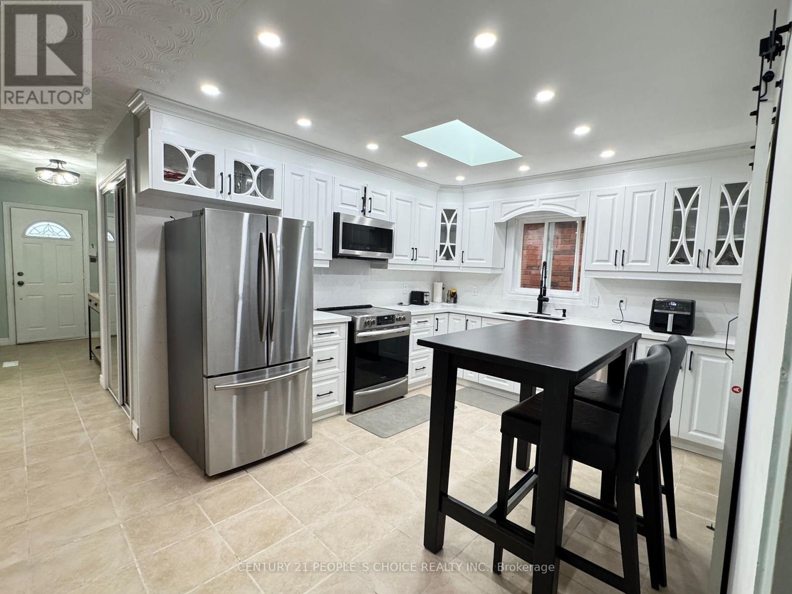 55 VINEBERG DRIVE - 44