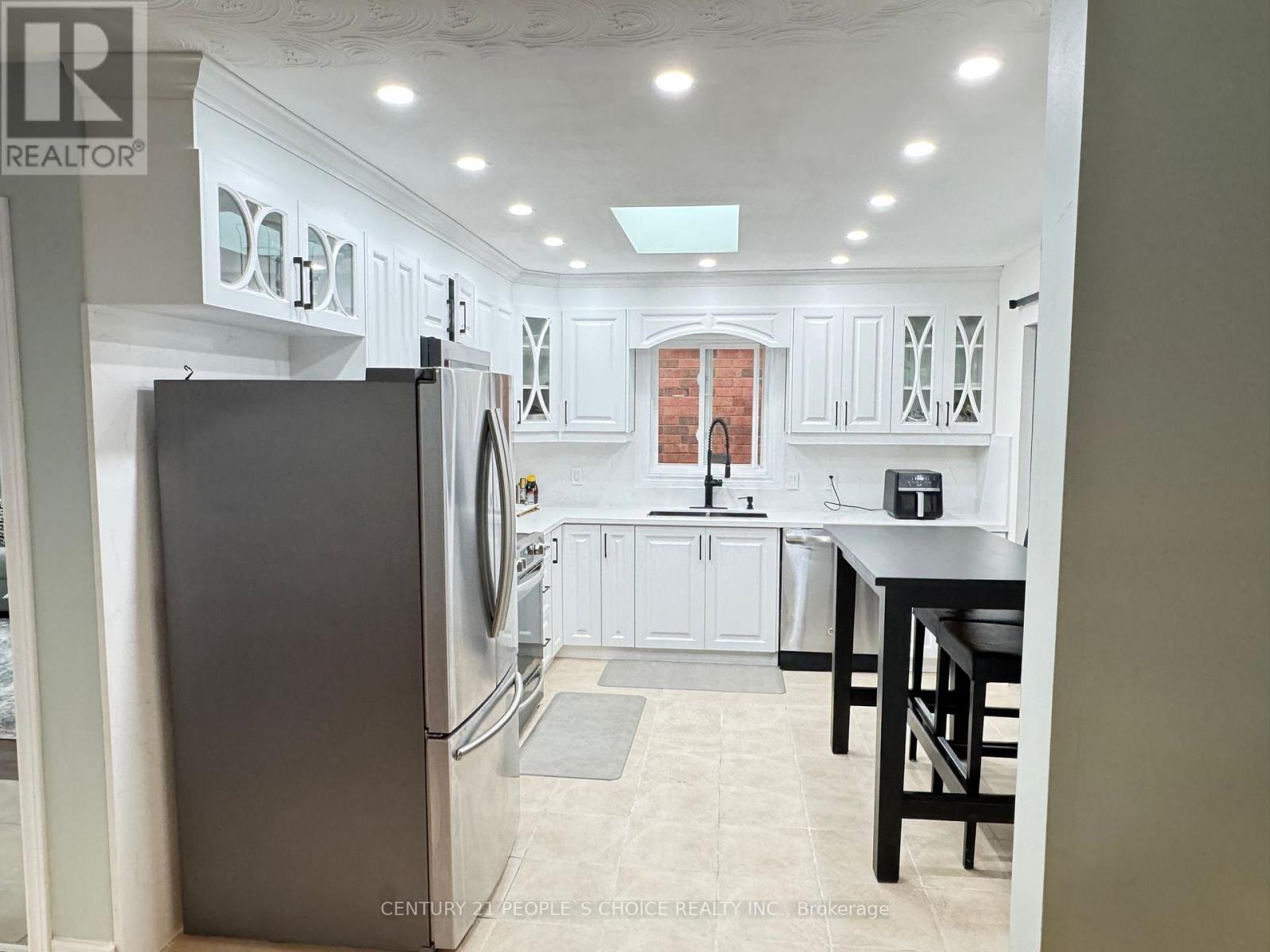 55 VINEBERG DRIVE - 41