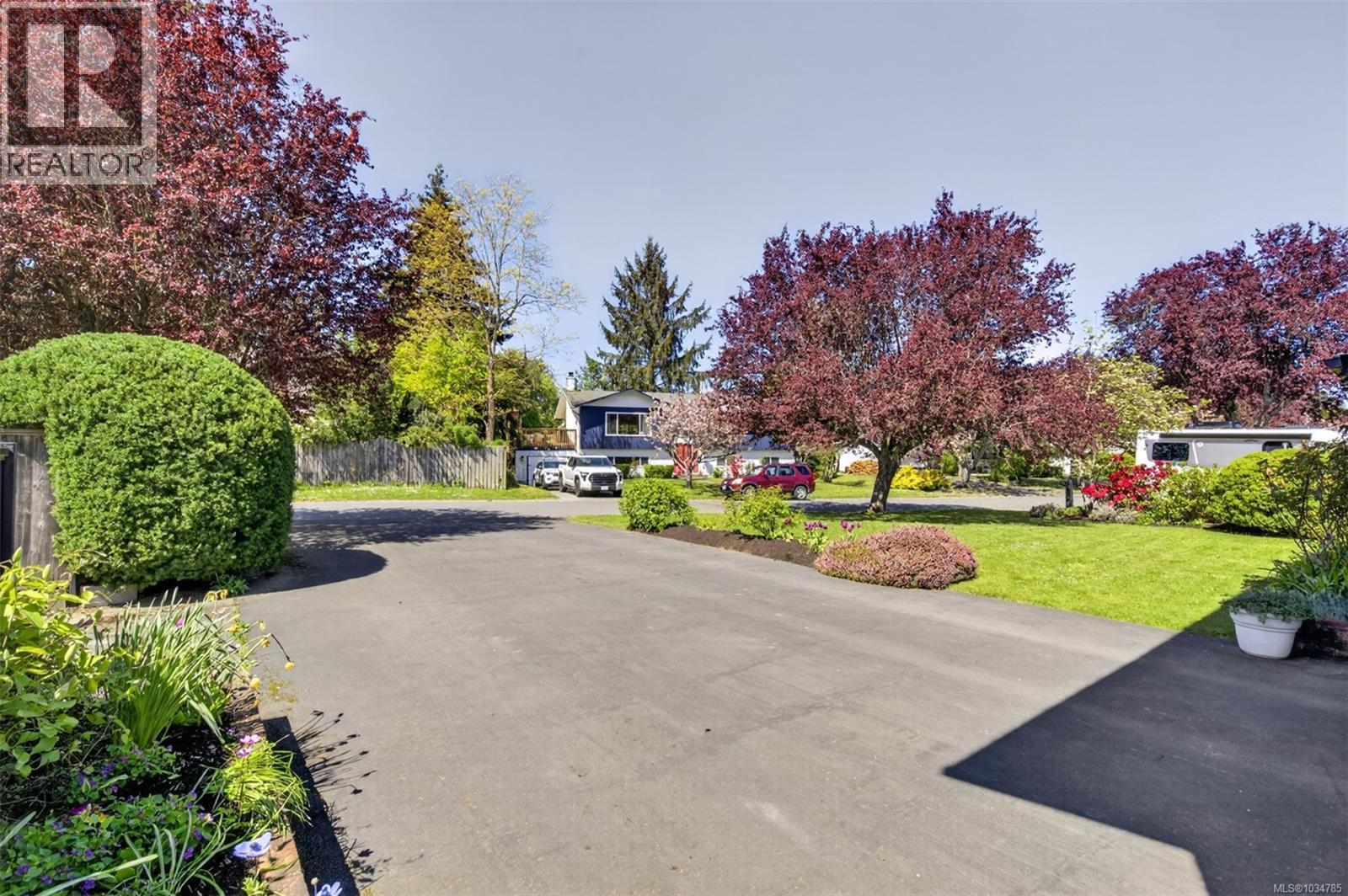 7739 Bruce Gordon Pl - 45