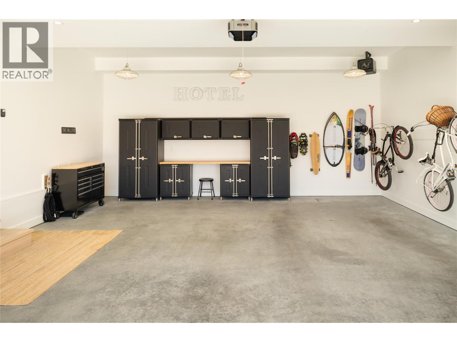 10320 Columbia Way - 63