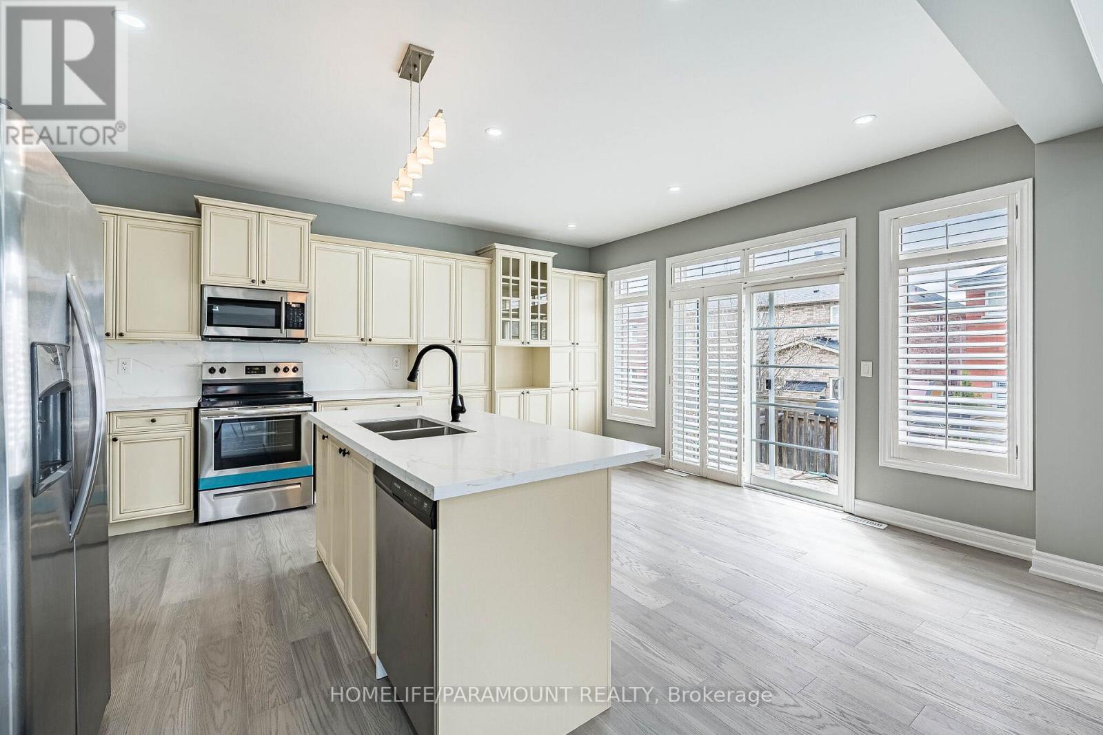 121 HIGHMARK DRIVE - 37