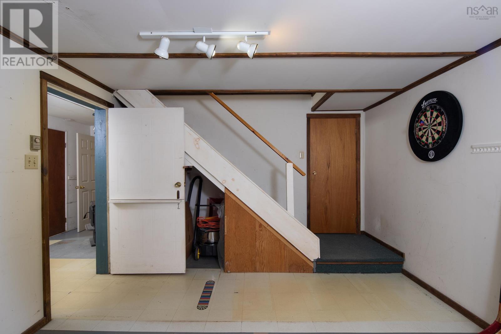 554 Indian Point Road - 24