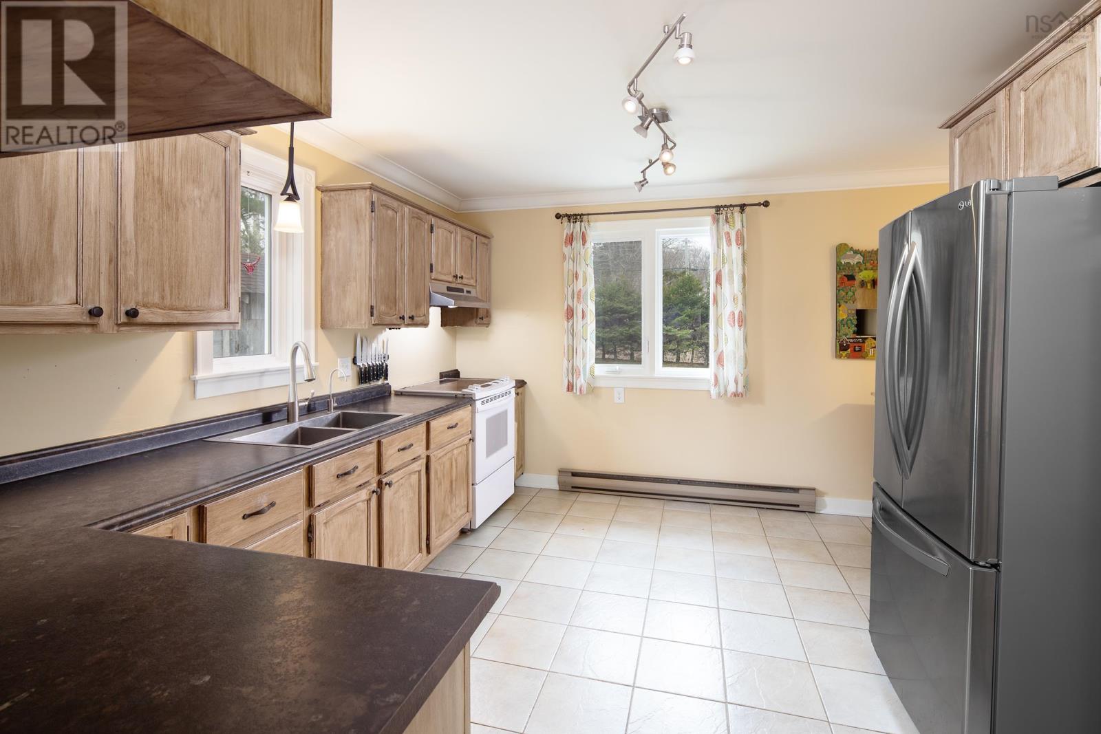 554 Indian Point Road - 7