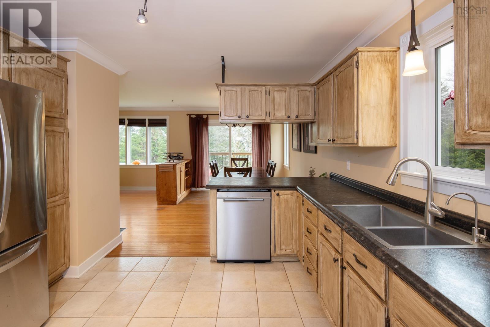 554 Indian Point Road - 8