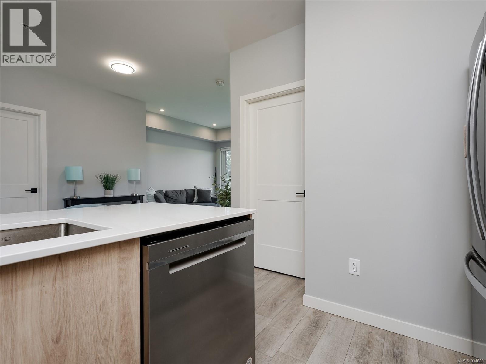 #404 654 Granderson Rd - 8