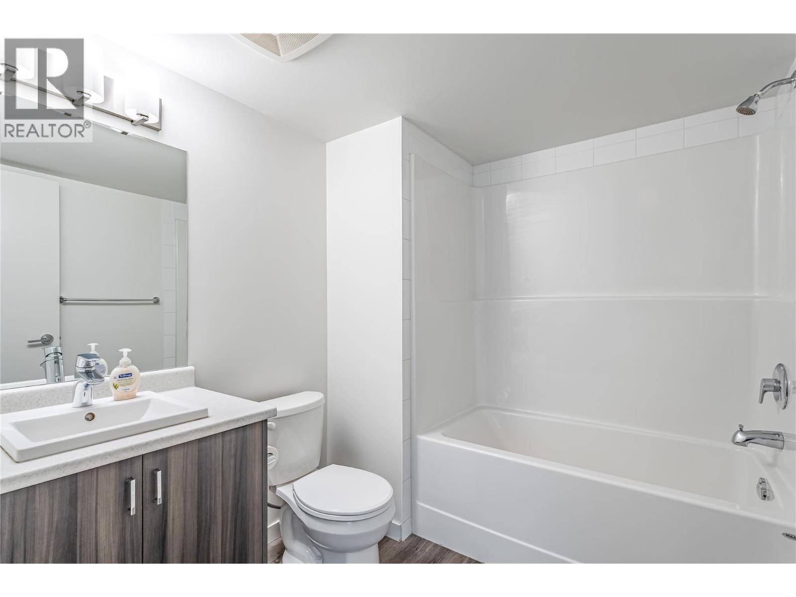 725 Academy Way Unit# 222, Kelowna