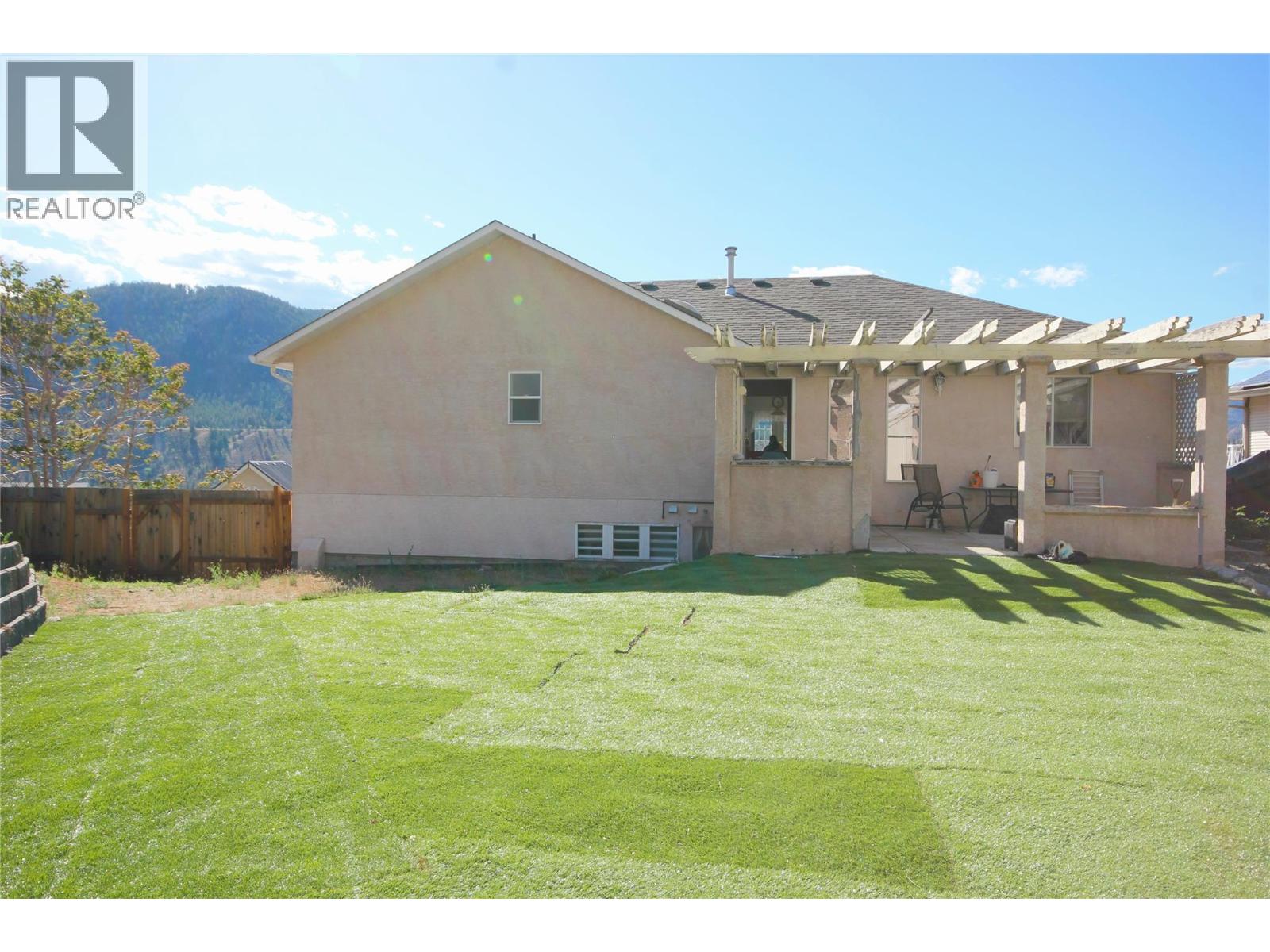 1035 Peachcliff Drive, Okanagan Falls