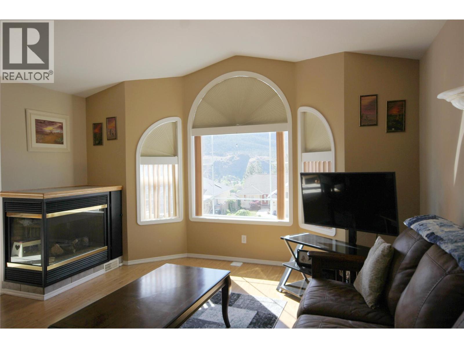 1035 Peachcliff Drive, Okanagan Falls