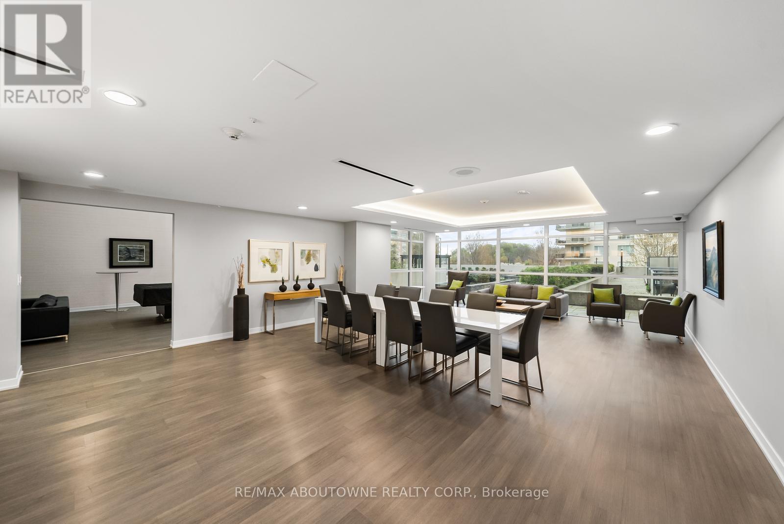 #808 1940 IRONSTONE DRIVE - 26