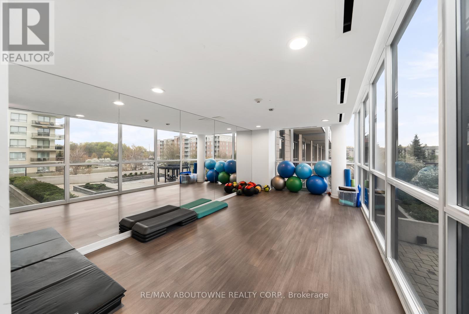 #808 1940 IRONSTONE DRIVE - 30