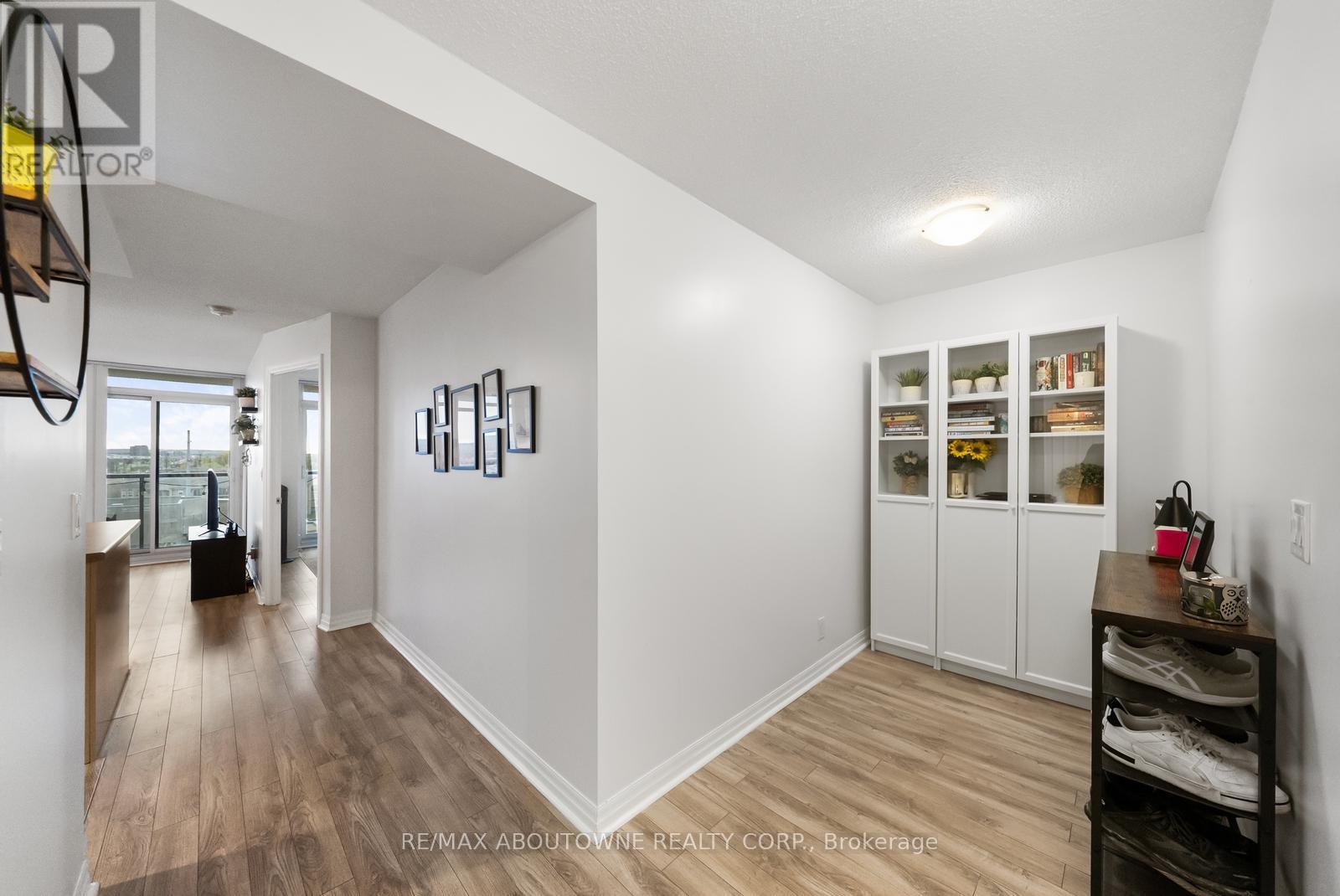 #808 1940 IRONSTONE DRIVE - 6