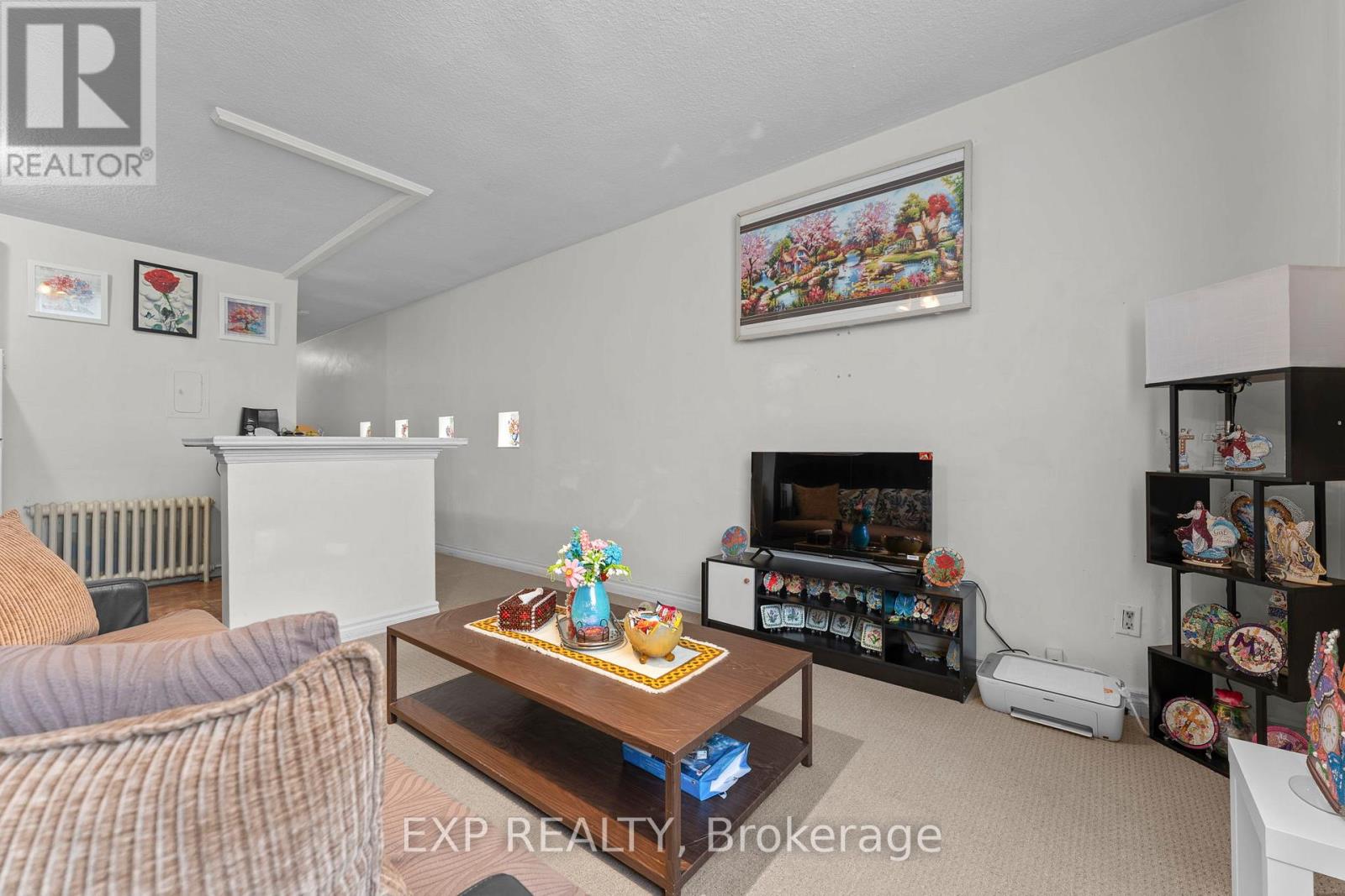 213 LAKESHORE ROAD E - 27