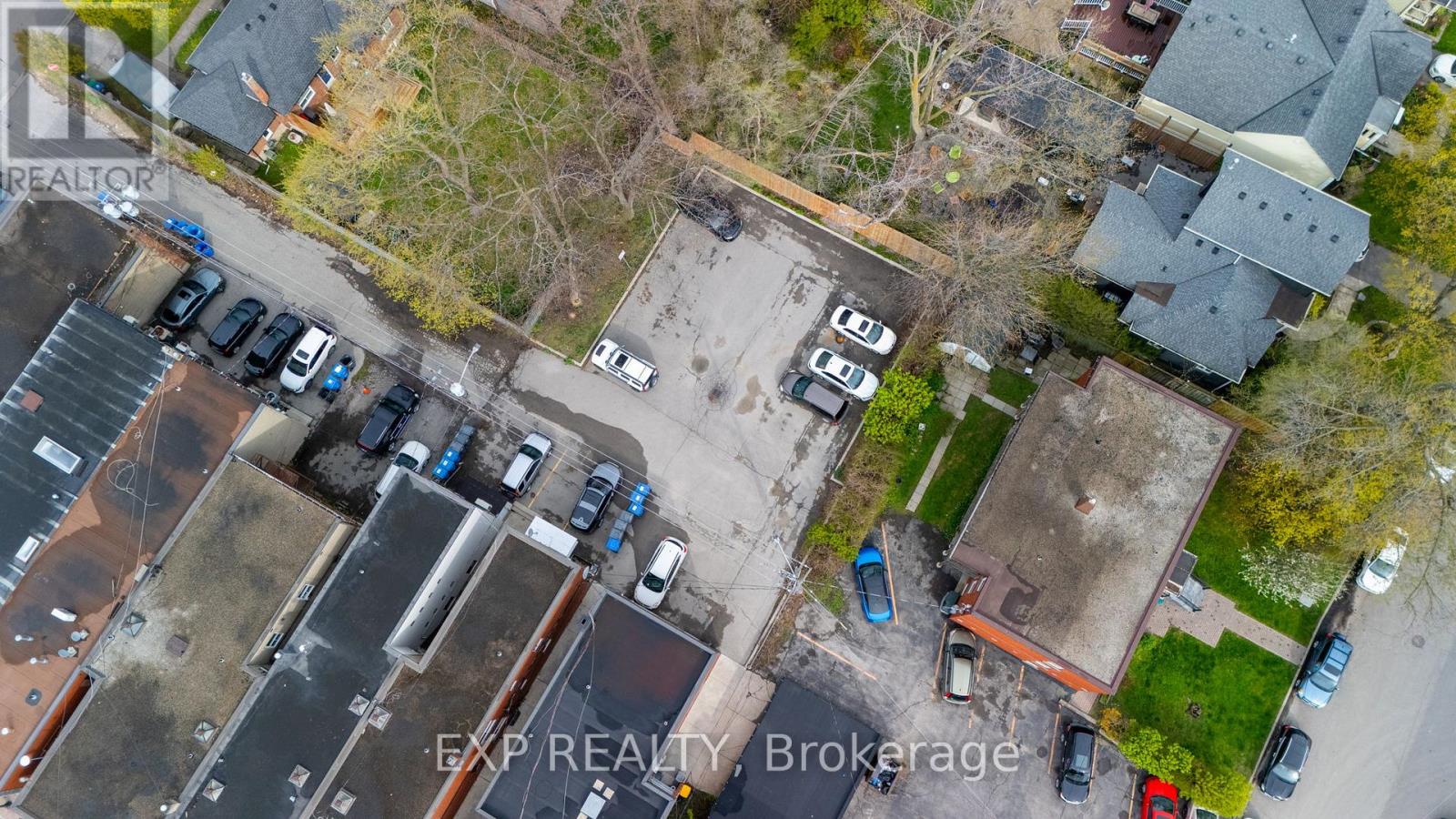213 LAKESHORE ROAD E - 37