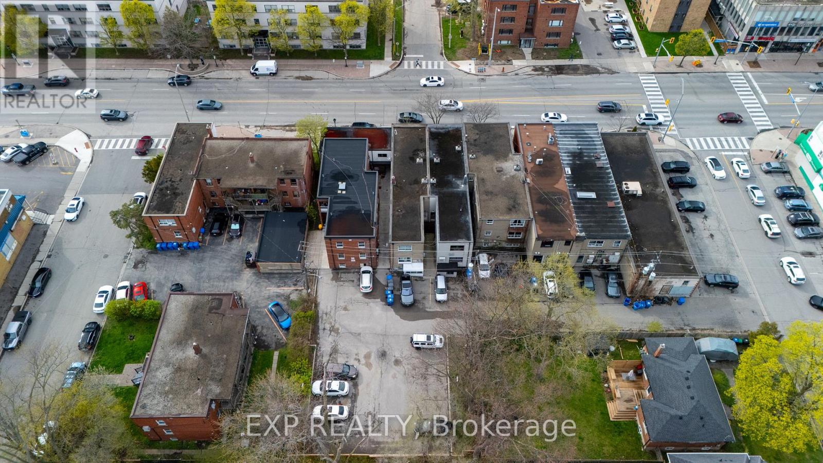 213 LAKESHORE ROAD E - 38
