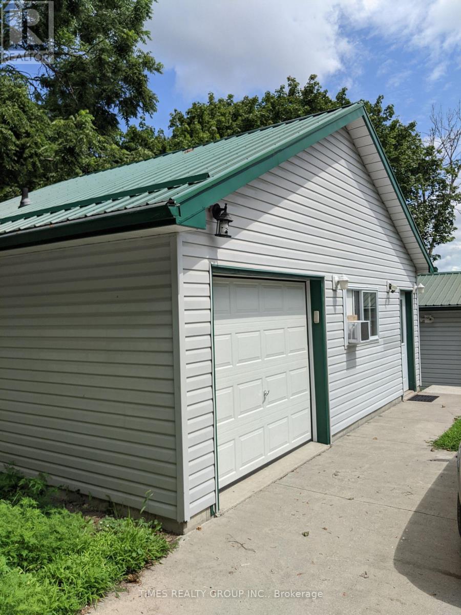 10 - 12 MURNEY STREET - 20