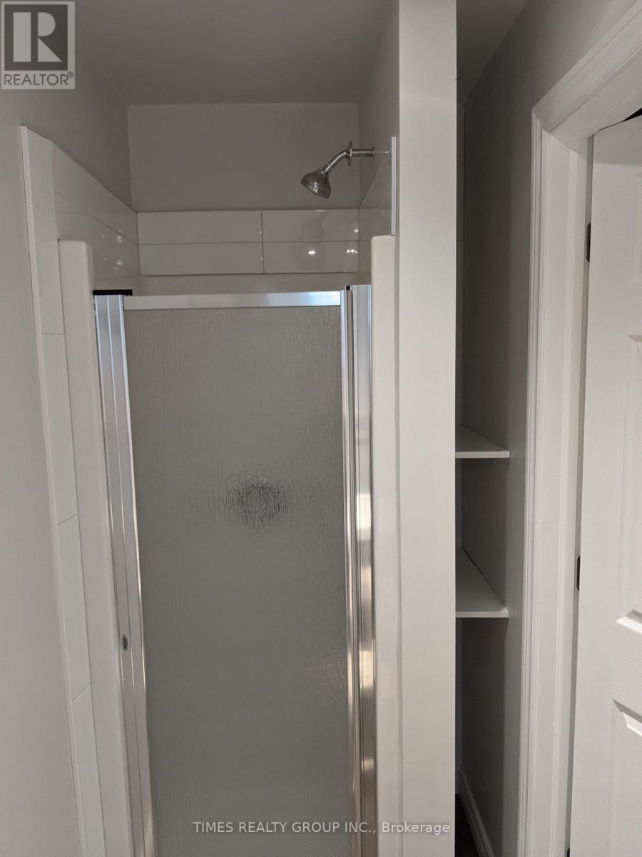 10 - 12 MURNEY STREET - 26