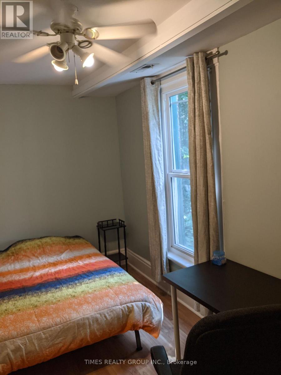 10 - 12 MURNEY STREET - 29