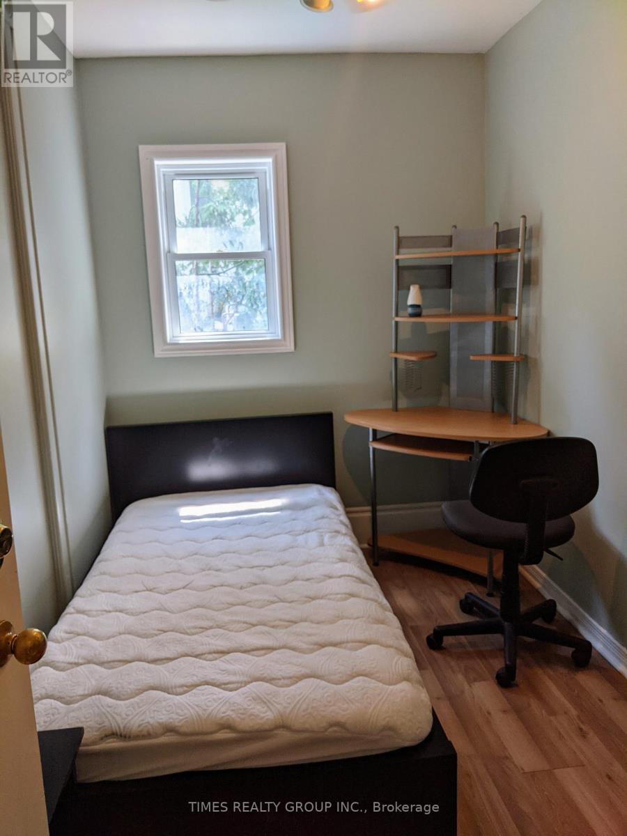 10 - 12 MURNEY STREET - 9