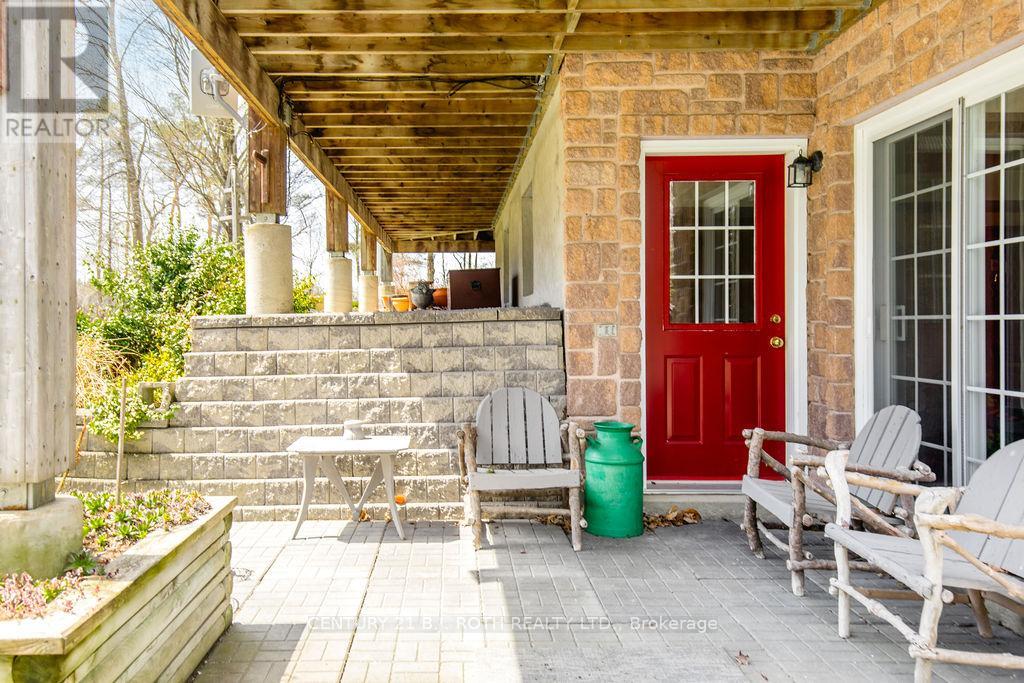 1187 FRENCH ROAD - 36